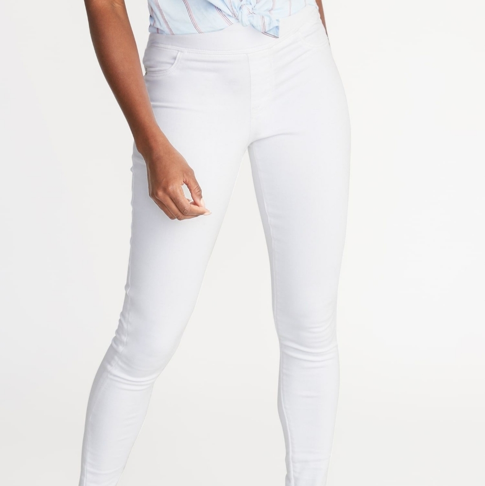 Old Navy Rockstar Jeggings NWT!!!!